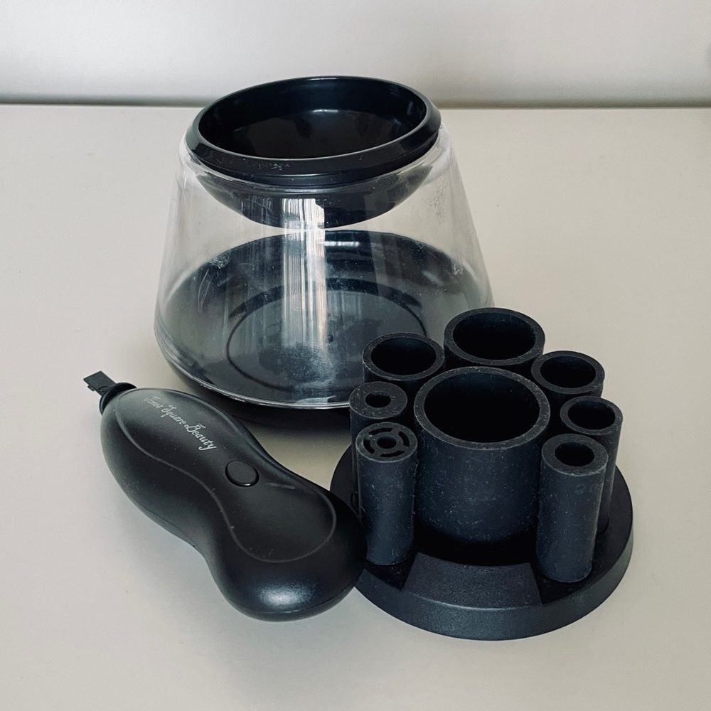 EUC Makeup Brush Cleaner & Dryer